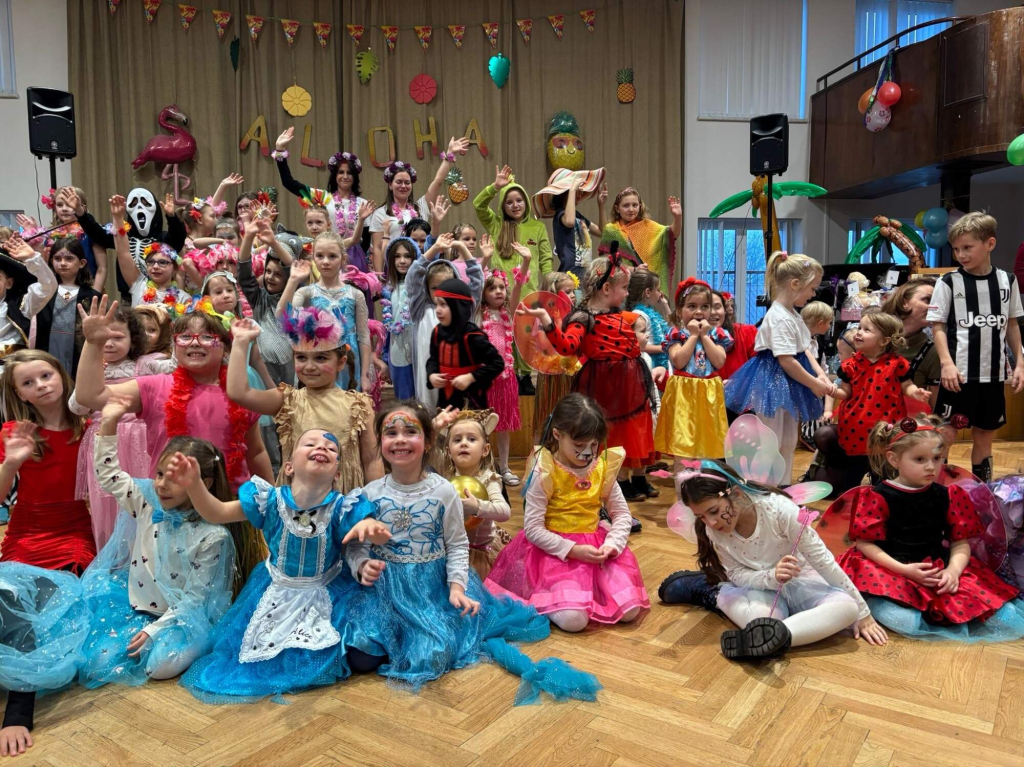 KARNEVAL V RYTMU HAVAJE