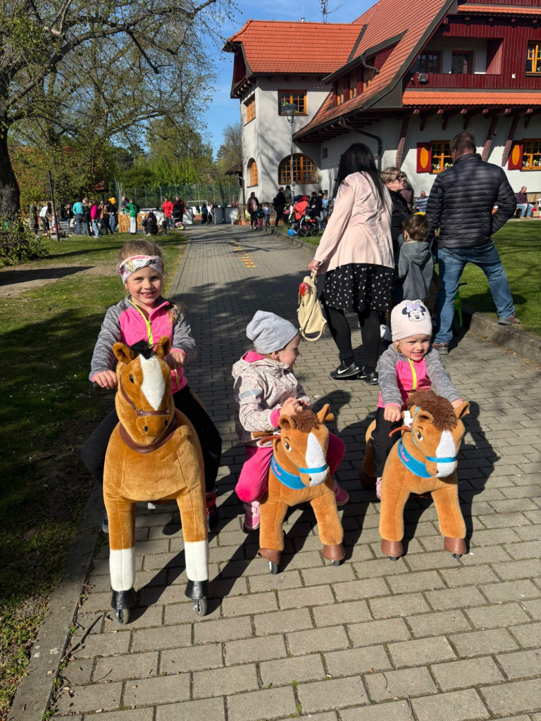 JARNÍ SLAVNOST SE ZVÍŘÁTKY