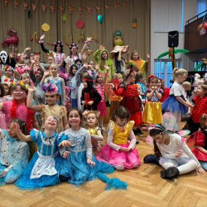 KARNEVAL V RYTMU HAVAJE